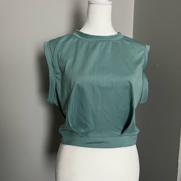 HALARA Tops - HALARA Sleeveless Teal Muscle Tee